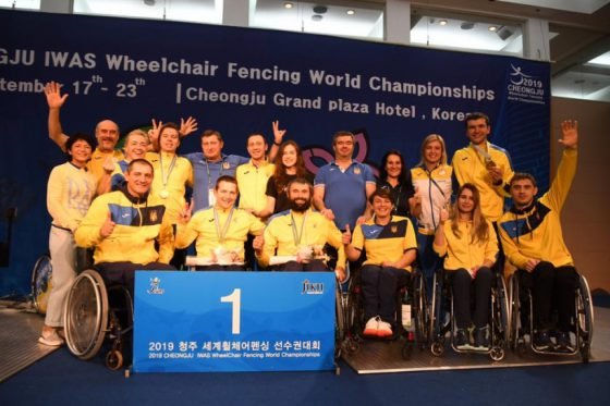 Переможна національна паралімпійська збірна з фехтування завершила чемпіонат світу 10 медалями