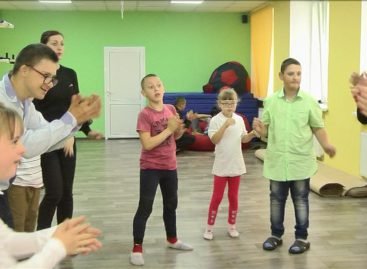 У Вінниці для дітей з аутизмом та синдромом Дауна відкрили театральну студію