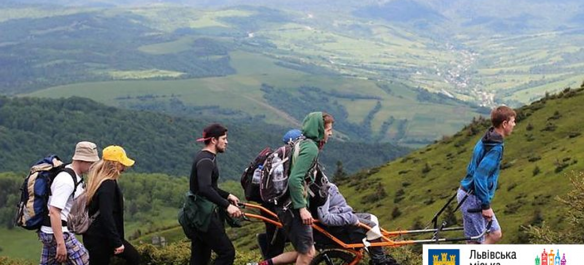 On3wheels завершив третій сезон подорожей: за рік команда здійснила 20 мандрівок в гори для людей з інвалідністю