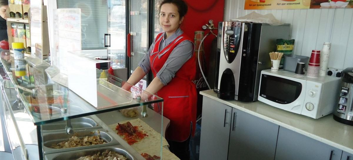 У Голованівську молода безробітна з інвалідністю реалізувала себе у торгівельний сфері