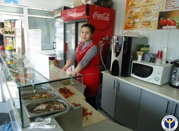 У Голованівську молода безробітна з інвалідністю реалізувала себе у торгівельний сфері