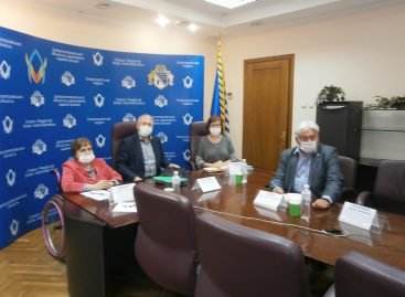 У Дніпрі обговорили питання забезпечення доступності виборчих дільниць для осіб з інвалідністю та маломобільних груп населення