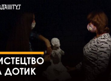 У Києві проходить виставка 3D-скульптур «Кіномистецтво на дотик», екскурсії проводять незрячі гіди
