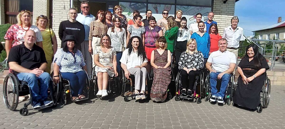 Засідання круглого столу “Захист прав жінок з інвалідністю в умовах війни” відбулось на Буковині