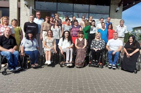 Засідання круглого столу “Захист прав жінок з інвалідністю в умовах війни” відбулось на Буковині